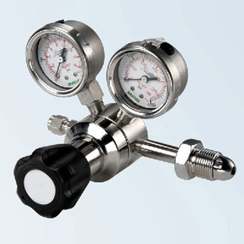 single stage pressure regulator